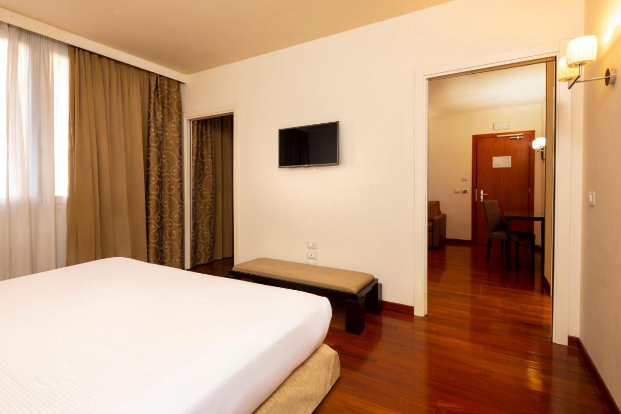 Crowne Plaza Venice East By Ihg Quarto d'Altino Bagian luar foto
