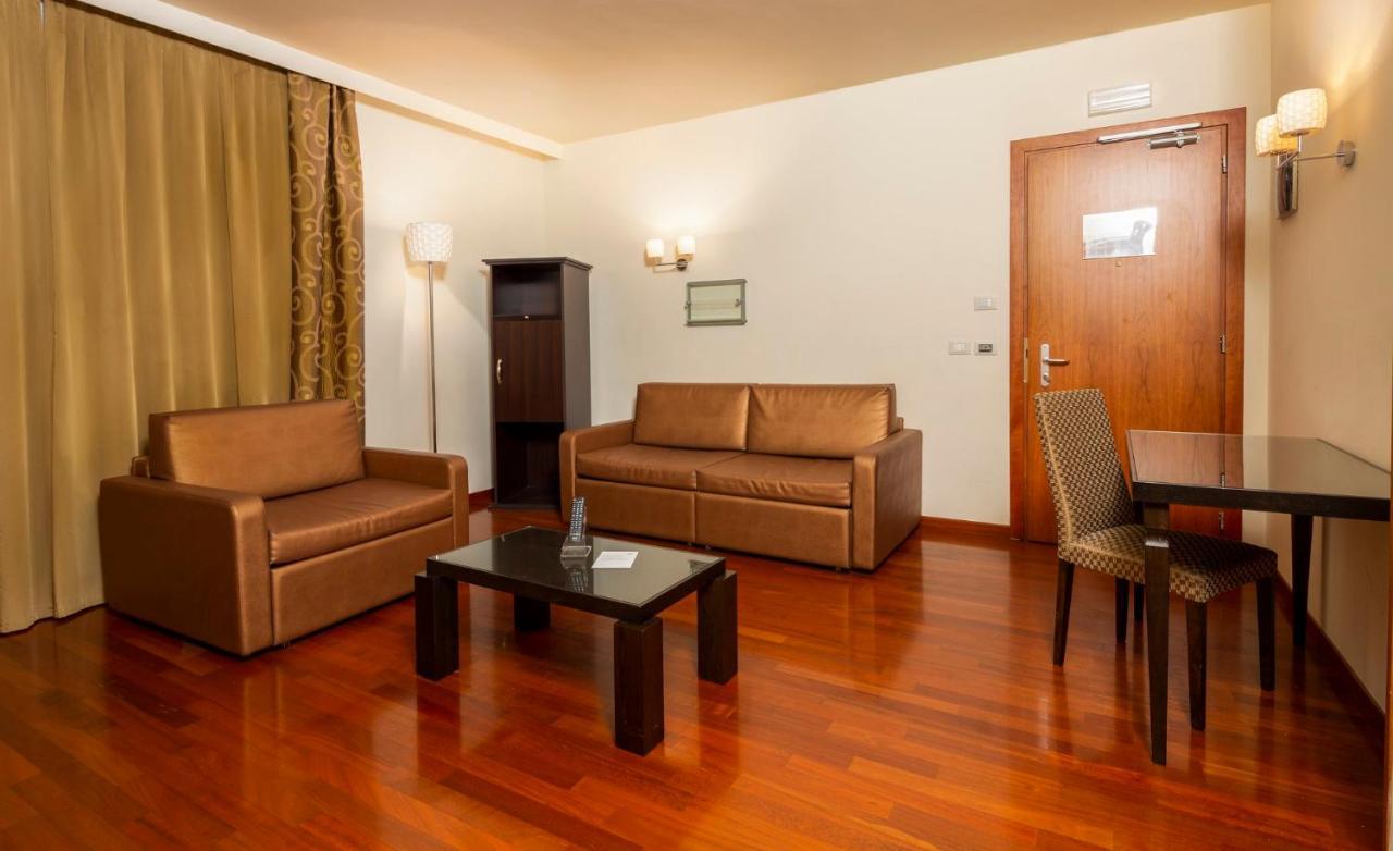Crowne Plaza Venice East By Ihg Quarto d'Altino Bagian luar foto