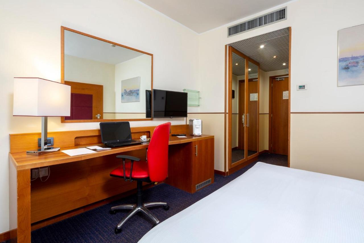 Crowne Plaza Venice East By Ihg Quarto d'Altino Bagian luar foto