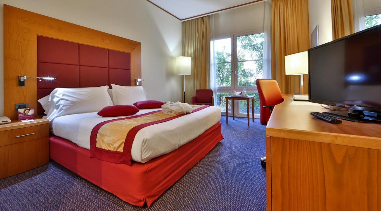 Crowne Plaza Venice East By Ihg Quarto d'Altino Bagian luar foto